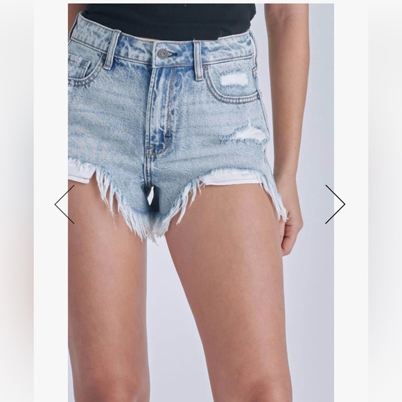 Hidden Jean Shorts Sz L Sofie mom Jean shorts frayed $72 NWT - Picture 2 of 12